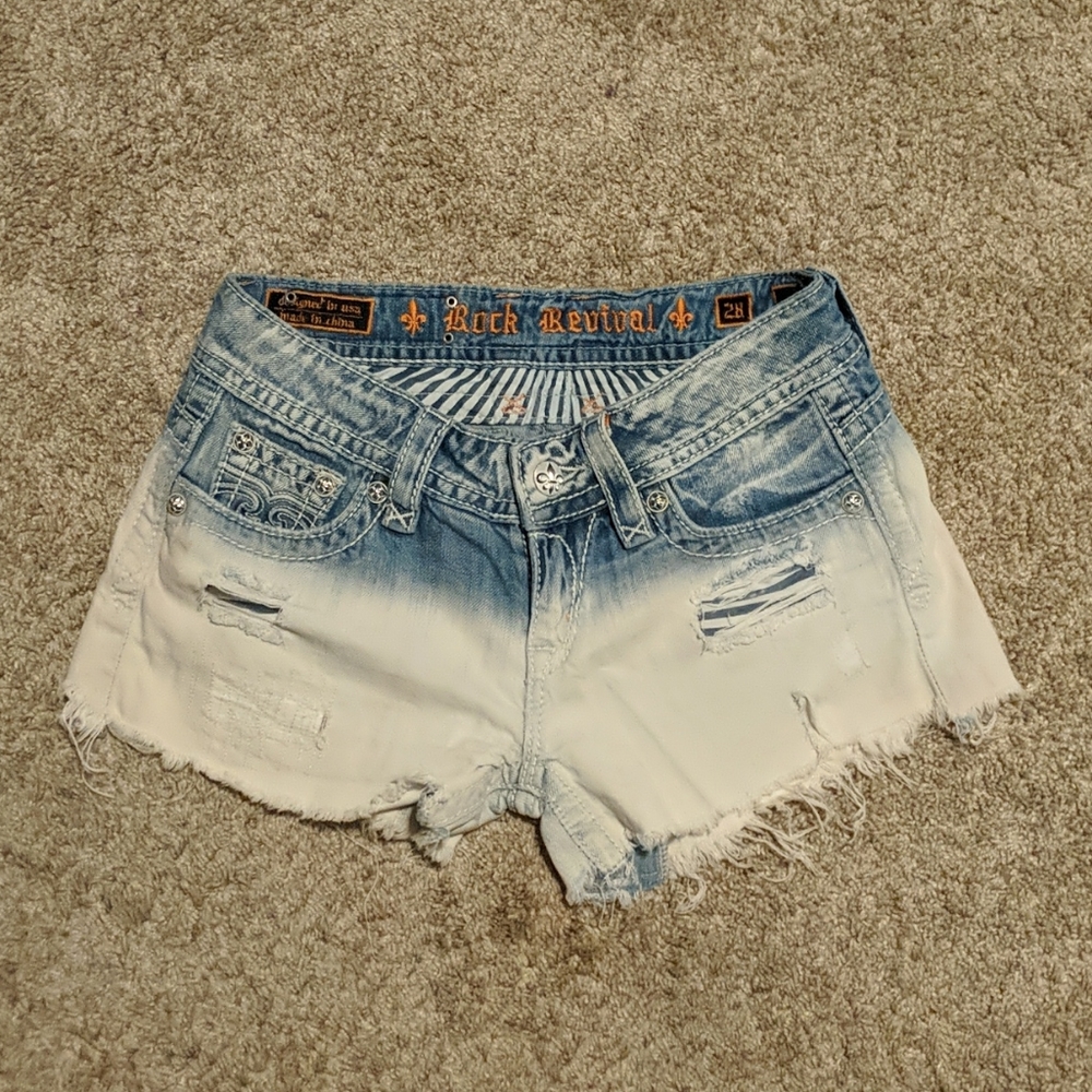 Rock Revival cut off ombre shorts size 28